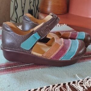 Spring Step Bumblebee Mary Janes